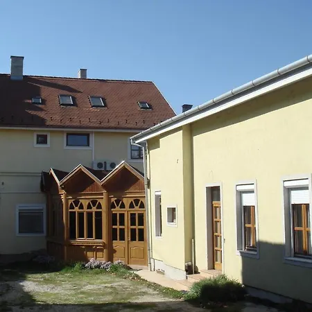 Marika Guest house *